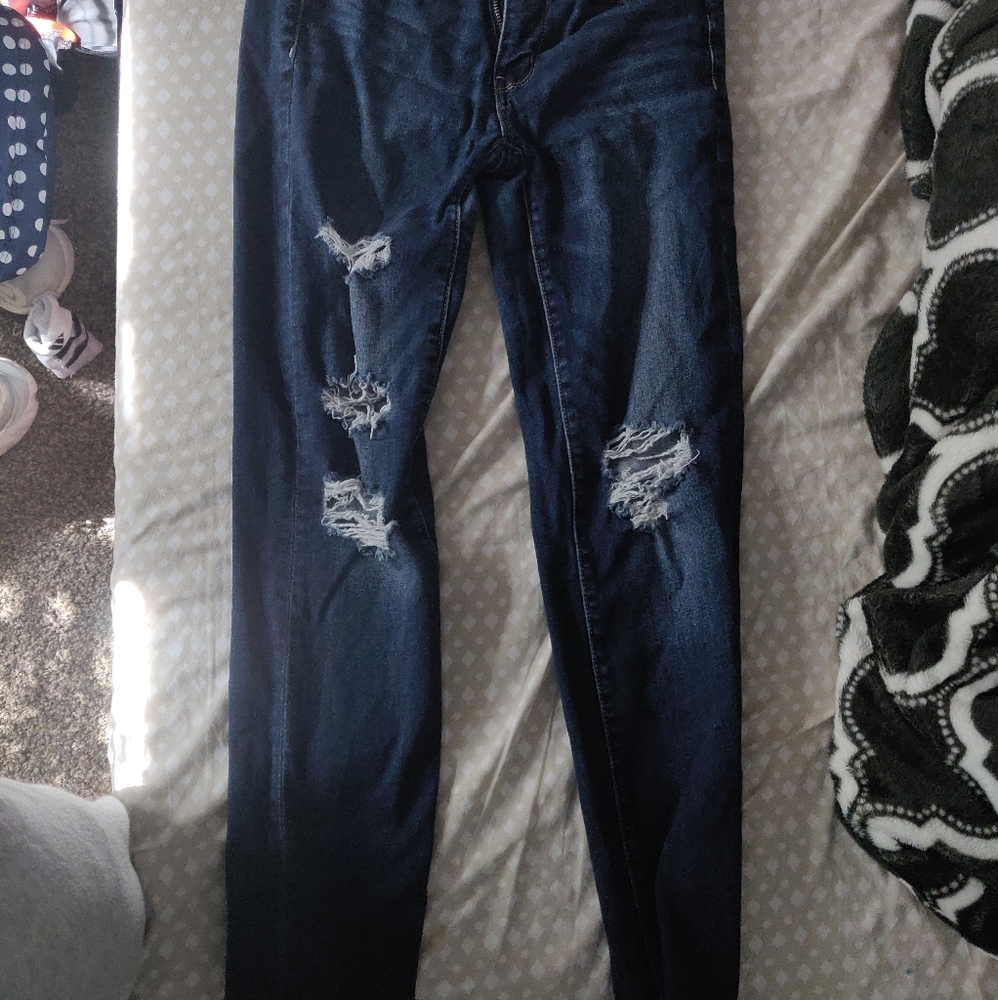American Eagle Ripped Skinny Jeans